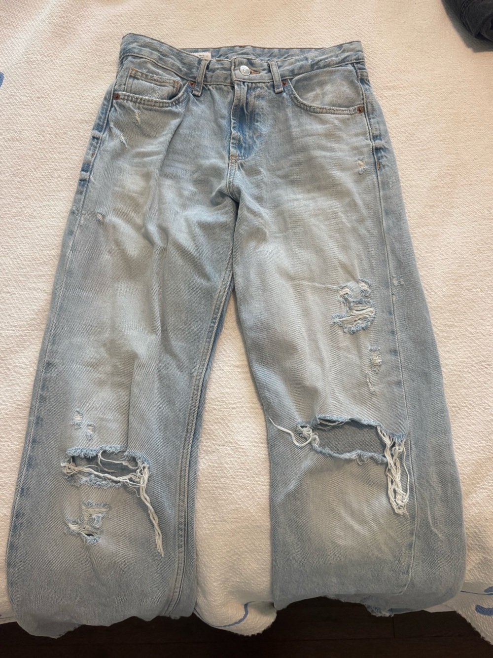 Zara Light Blue Washed Denim Jeans